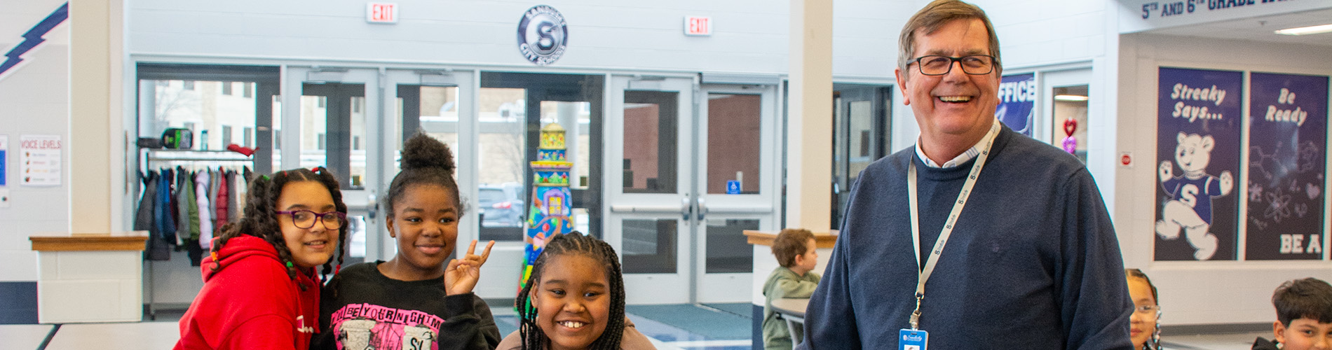 Thomas Patterson with Sandusky City students